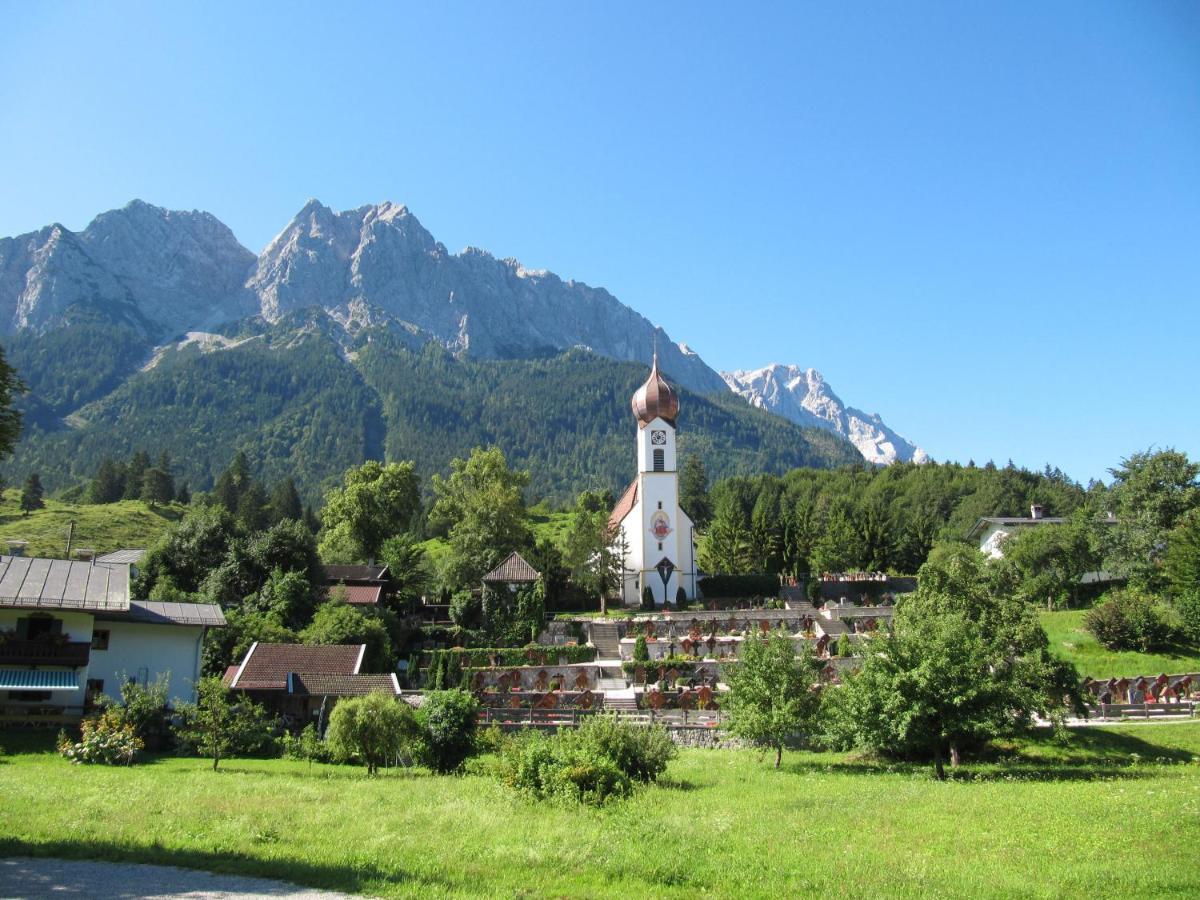 Bayern - Adults Only - Mit Zugspitzblick - Eibsee-naehe - Wellnessbereich - Naturpool Im Sommer 4* Grainau
