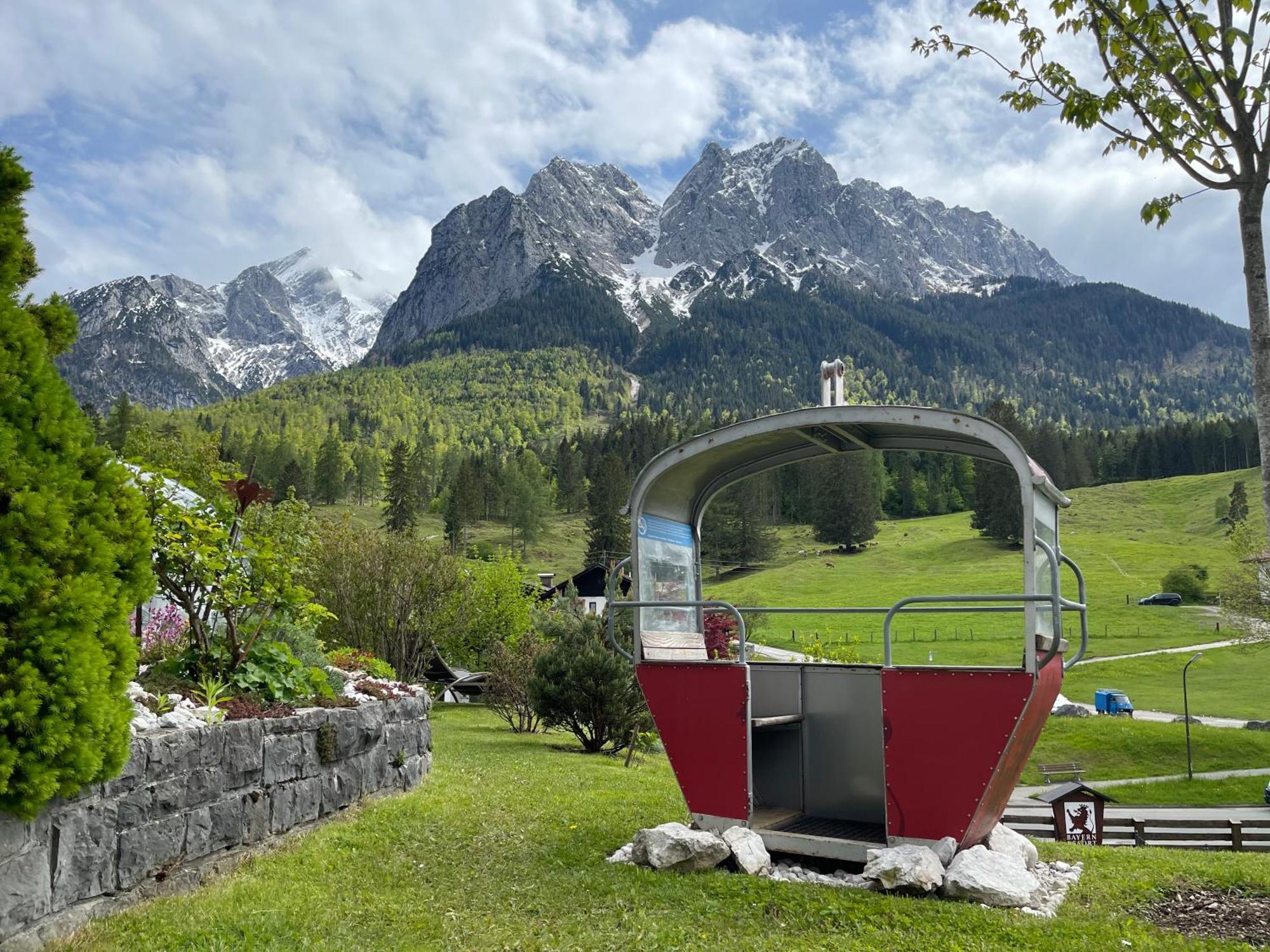 Hotel Bayern - Adults Only - Mit Zugspitzblick - Eibsee-naehe - Wellnessbereich - Naturpool Im Sommer 4*