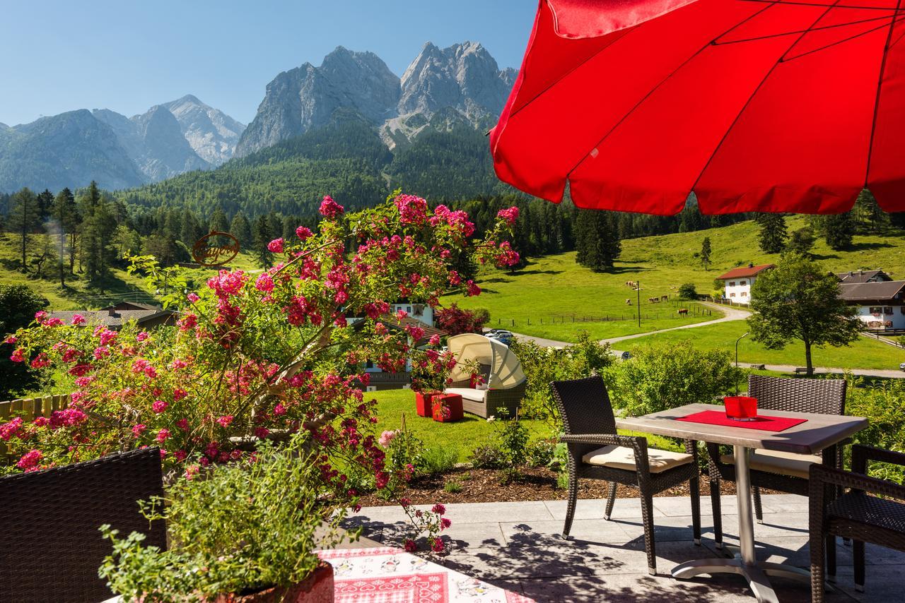 Hotel Bayern - Adults Only - Mit Zugspitzblick - Eibsee-naehe - Wellnessbereich - Naturpool Im Sommer 4*